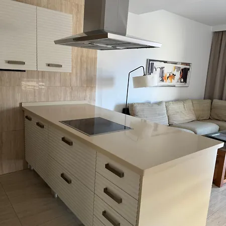 Holiday Club Sol Amadores Отель *