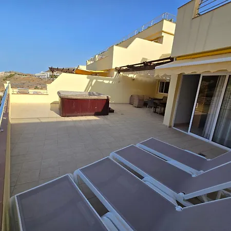 Holiday Club Sol Amadores Отель *