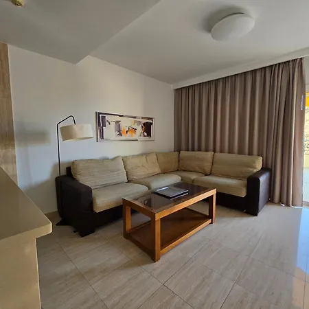 Отель Holiday Club Sol Amadores